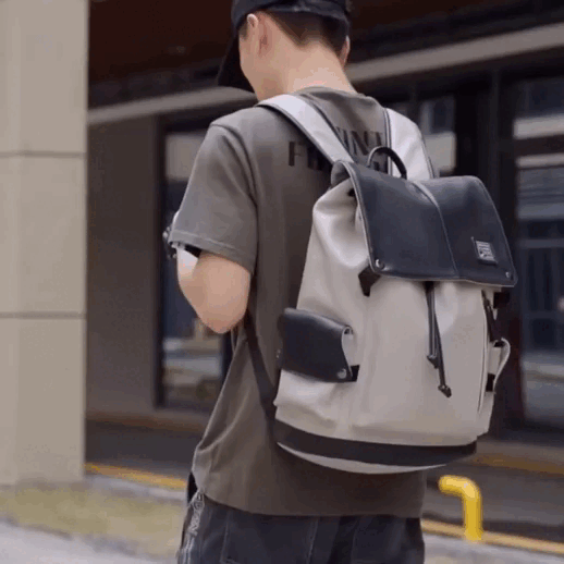 Mochilas Valentino
